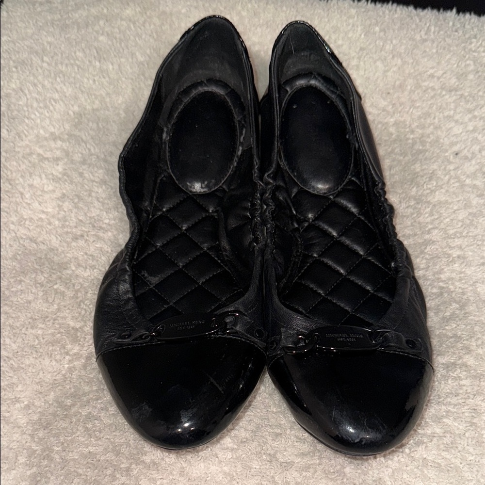 Michael Kors Black Patent Leather Toe Ballet Flats - Wmns 10M